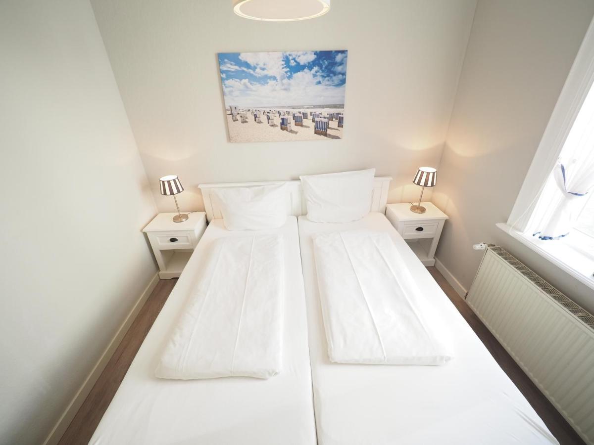Haus Neptun App. 2 Apartamento Westerland Exterior foto