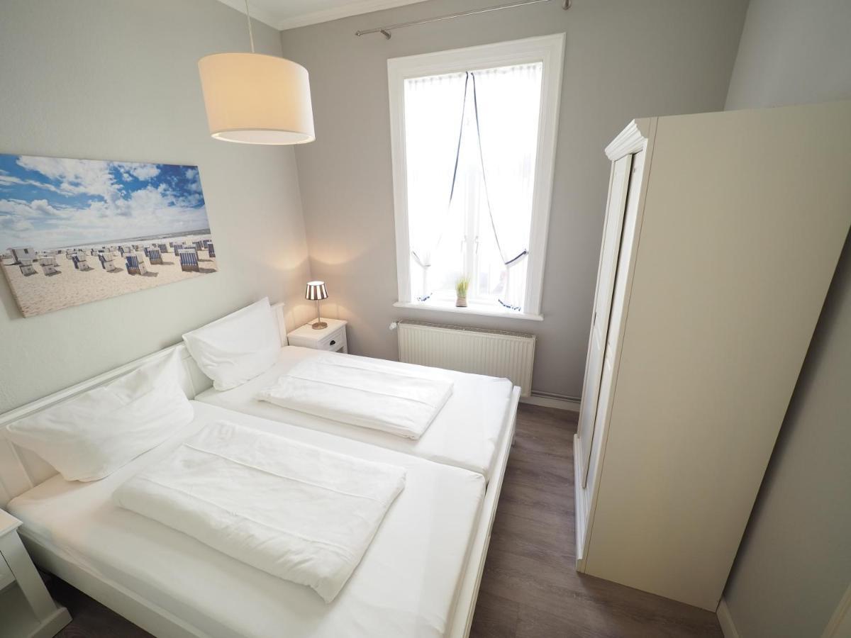 Haus Neptun App. 2 Apartamento Westerland Exterior foto